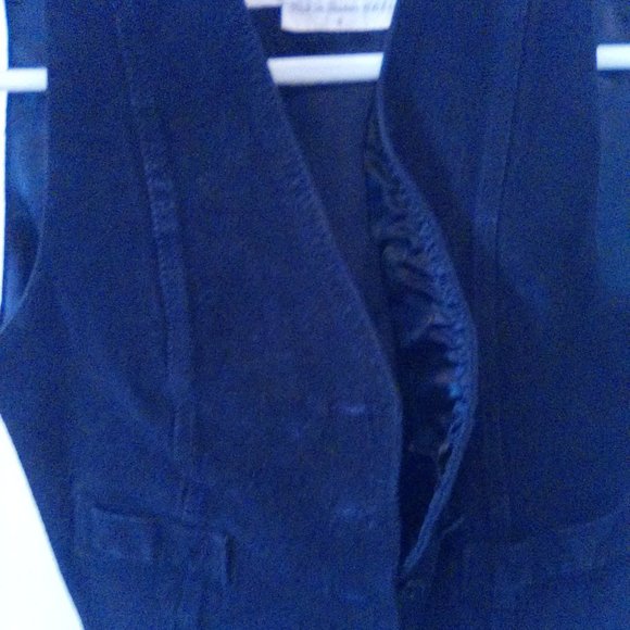 Bermans Ladies Black Leather Vest... - Picture 6 of 7